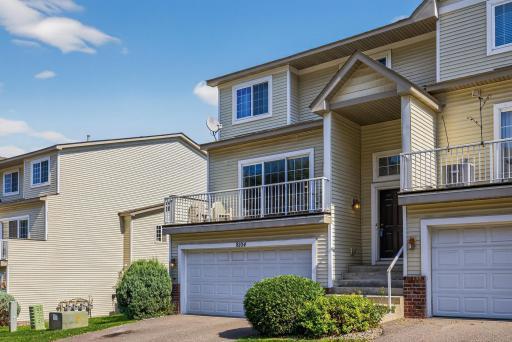 Rare end unit townhome in this community! This neighborhood has a pride of ownership as they have a cap on rentals.