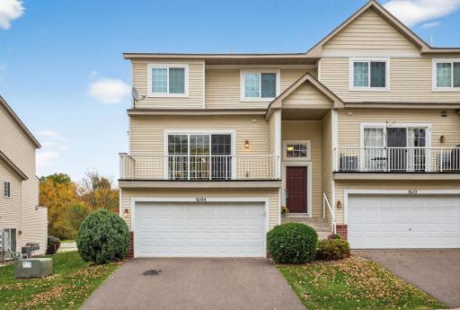 Photo for 8104 Dana Path, Inver Grove Heights, MN 55076 - listing #6790953 Rare 3 bedroom, 3 bathroom end unit with 2 outdoor spaces, new furnace and A/C, newer washer and dryer, new carpet and LVP flooring. The large items have been done!
