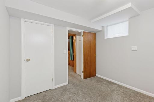 2560 Pennsylvania Avenue South - Spacecrafting - 0036.jpg