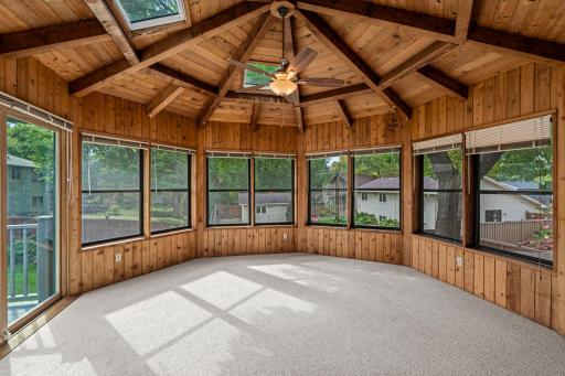 6310 Squire Drive NE, Minneapolis, MN 55432
