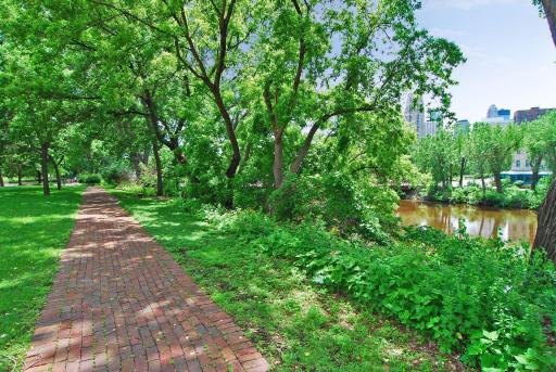 15 S 1st Street, A615, Minneapolis, MN 55401