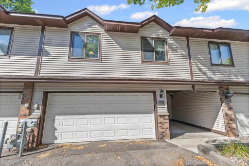 8858 N Maplebrook Court, Minneapolis, MN 55445