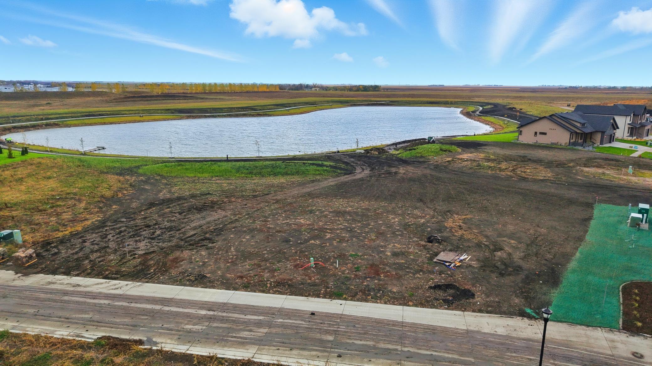 Rivers Edge Pond Lot