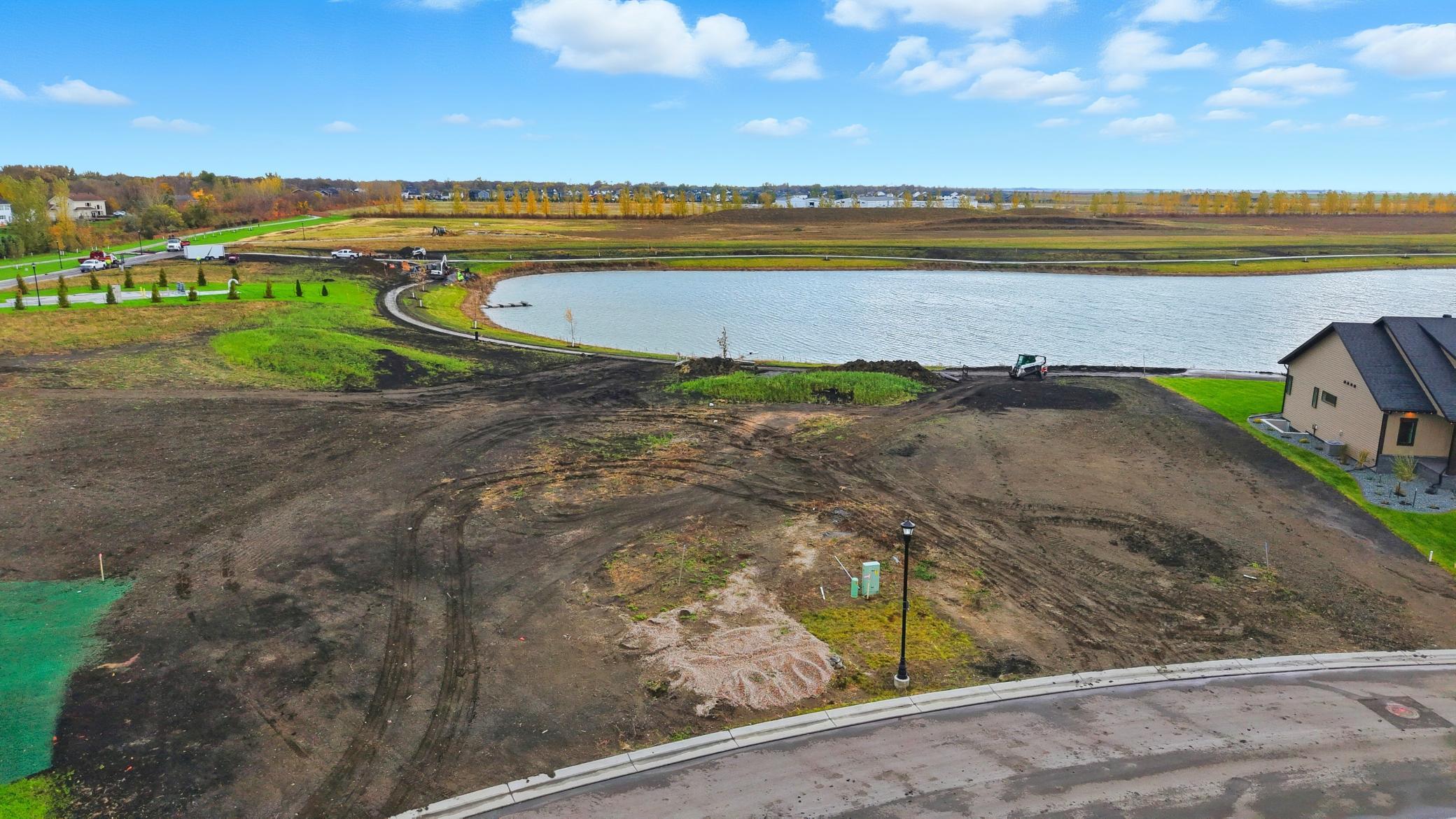 Rivers Edge Pond Lot