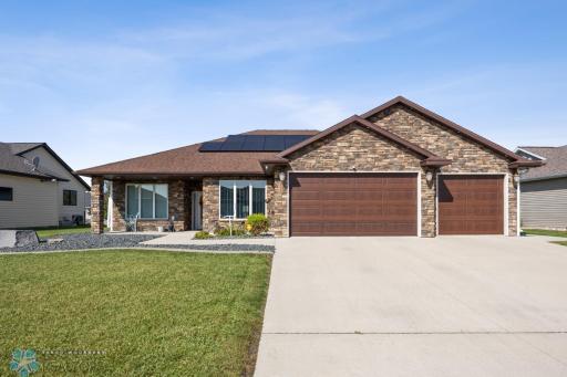 502 13th Street NE, Dilworth, MN 56529