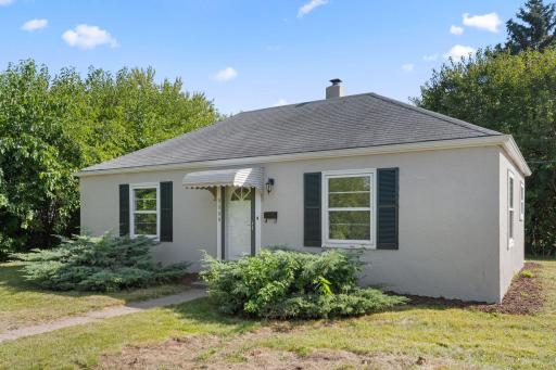 9909 Nicollet Avenue S, Minneapolis, MN 55420