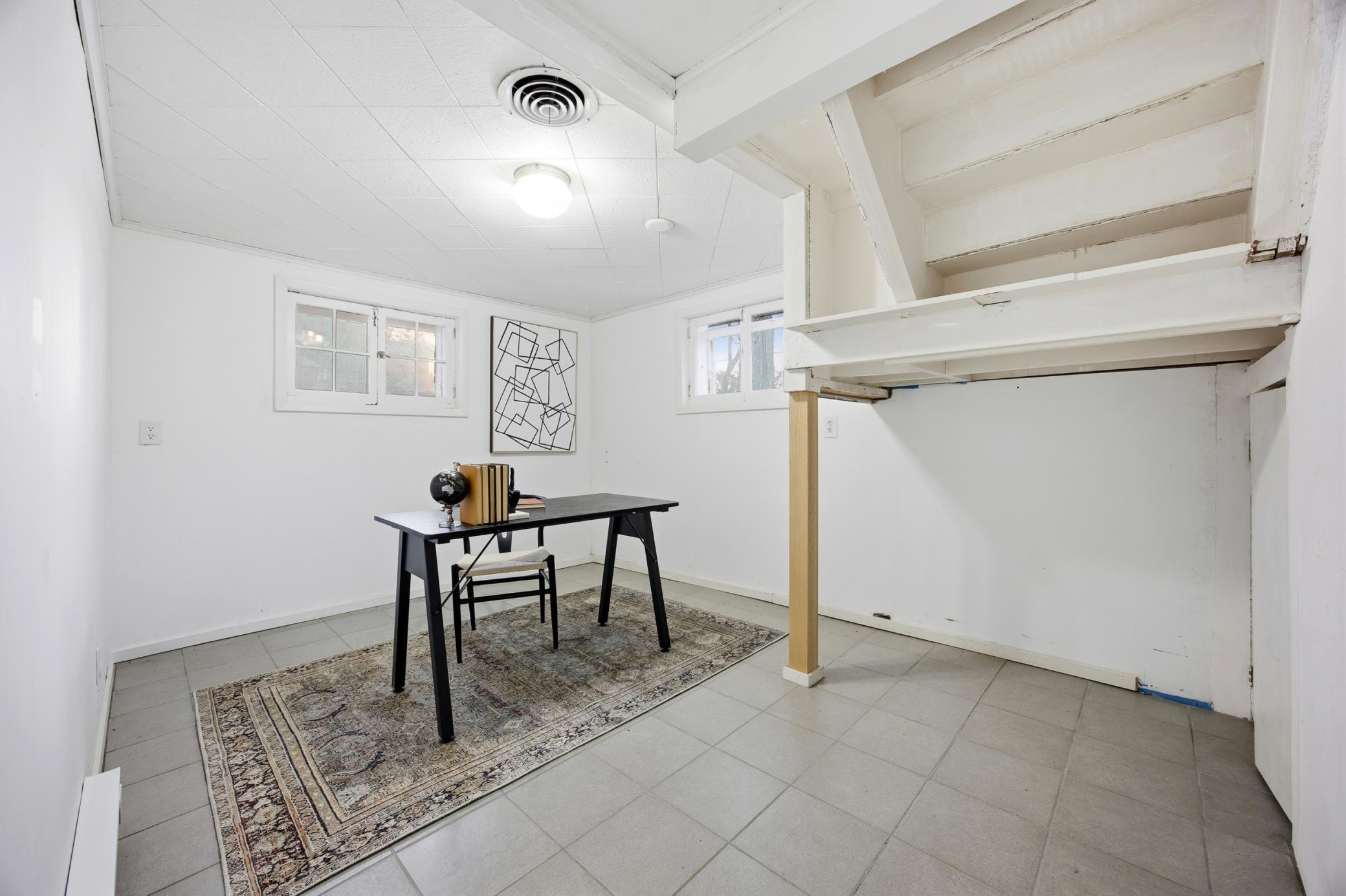Office/Bonus Room