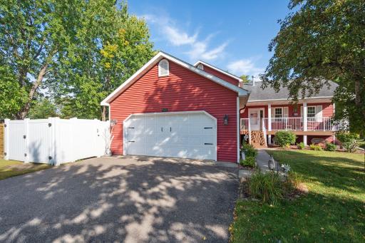 948 Xenia Avenue NW, Elk River, MN 55330