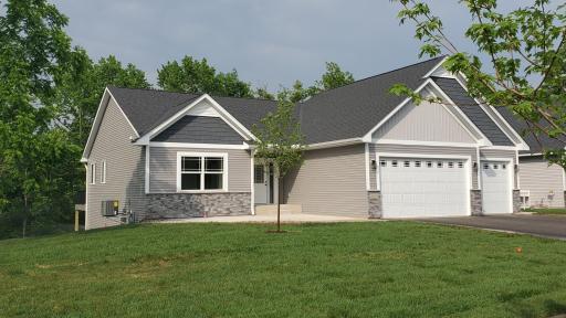 225 10th Avenue NE, Hutchinson, MN 55350