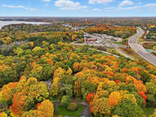 1426 Holdridge Circle, Wayzata, MN 55391