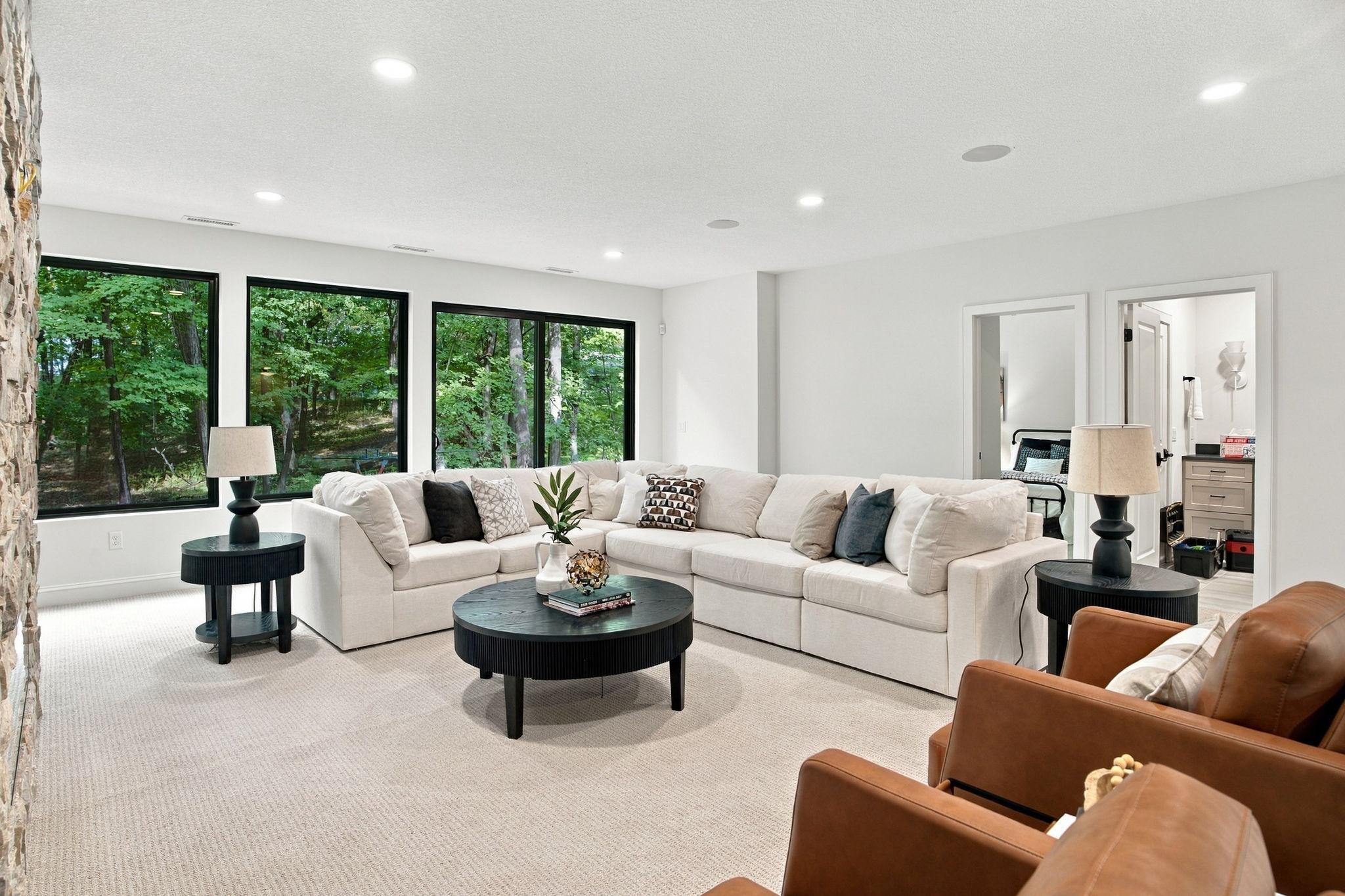 137-web-or-mls-1426_Holdridge_Cir_Wayzata_MN_55391_031.jpg
