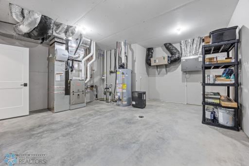 8147 Memory Lane, Horace, ND 58047
