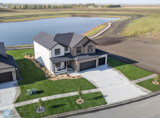 8147 Memory Lane, Horace, ND 58047