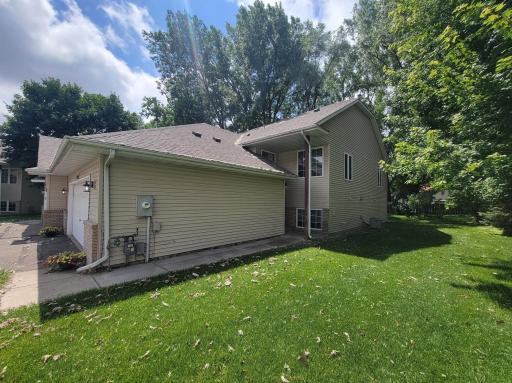 2729 Parkhaven Court N, Minneapolis, MN 55444