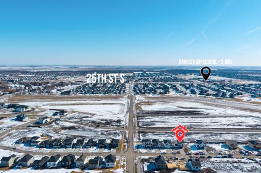 6732 32nd Street S, Fargo, ND 58104