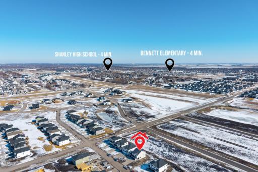 6732 32nd Street S, Fargo, ND 58104