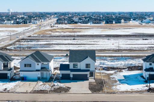 6732 32nd Street S, Fargo, ND 58104