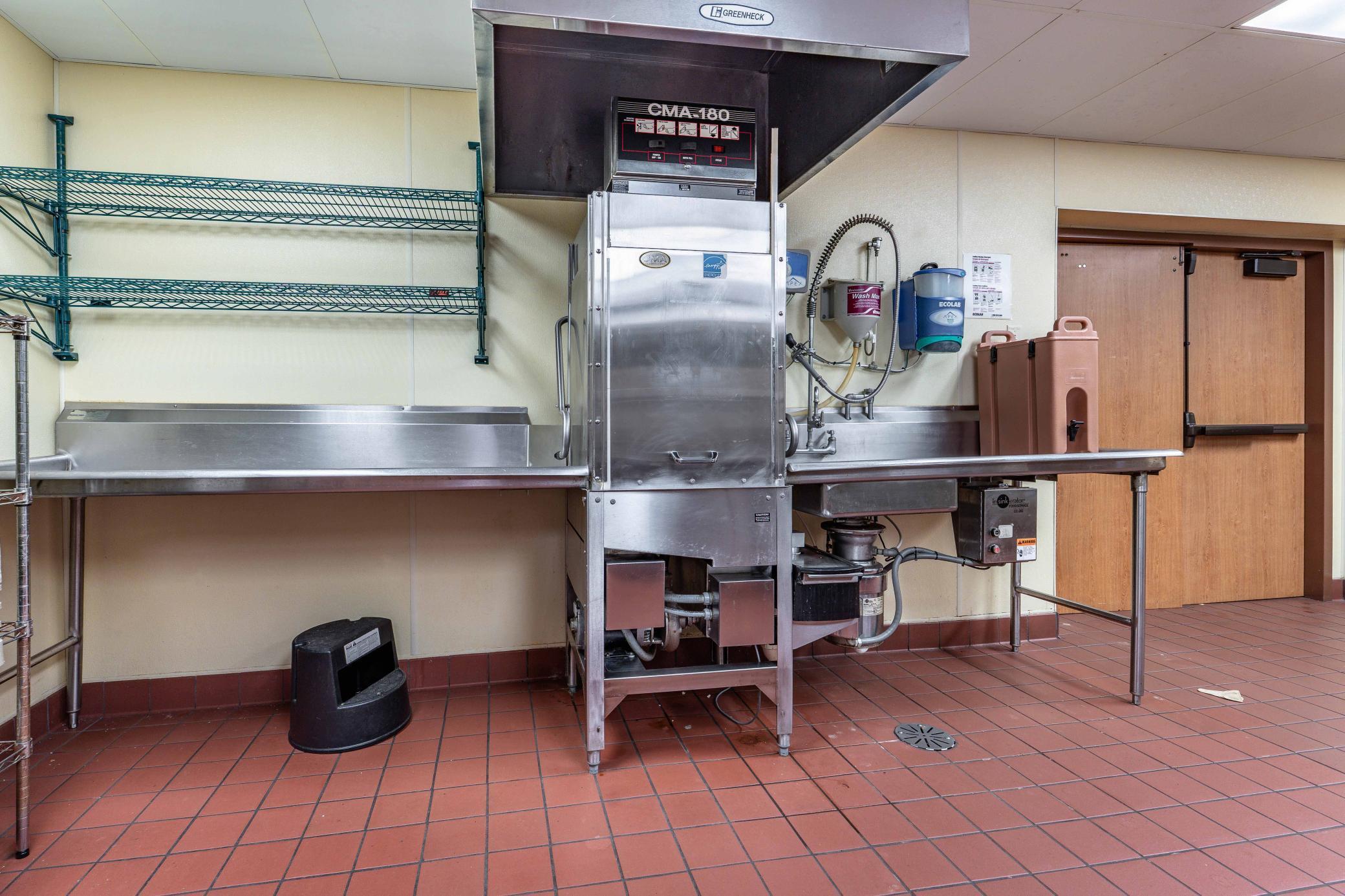 394 Woodland Dr FF-293.jpg