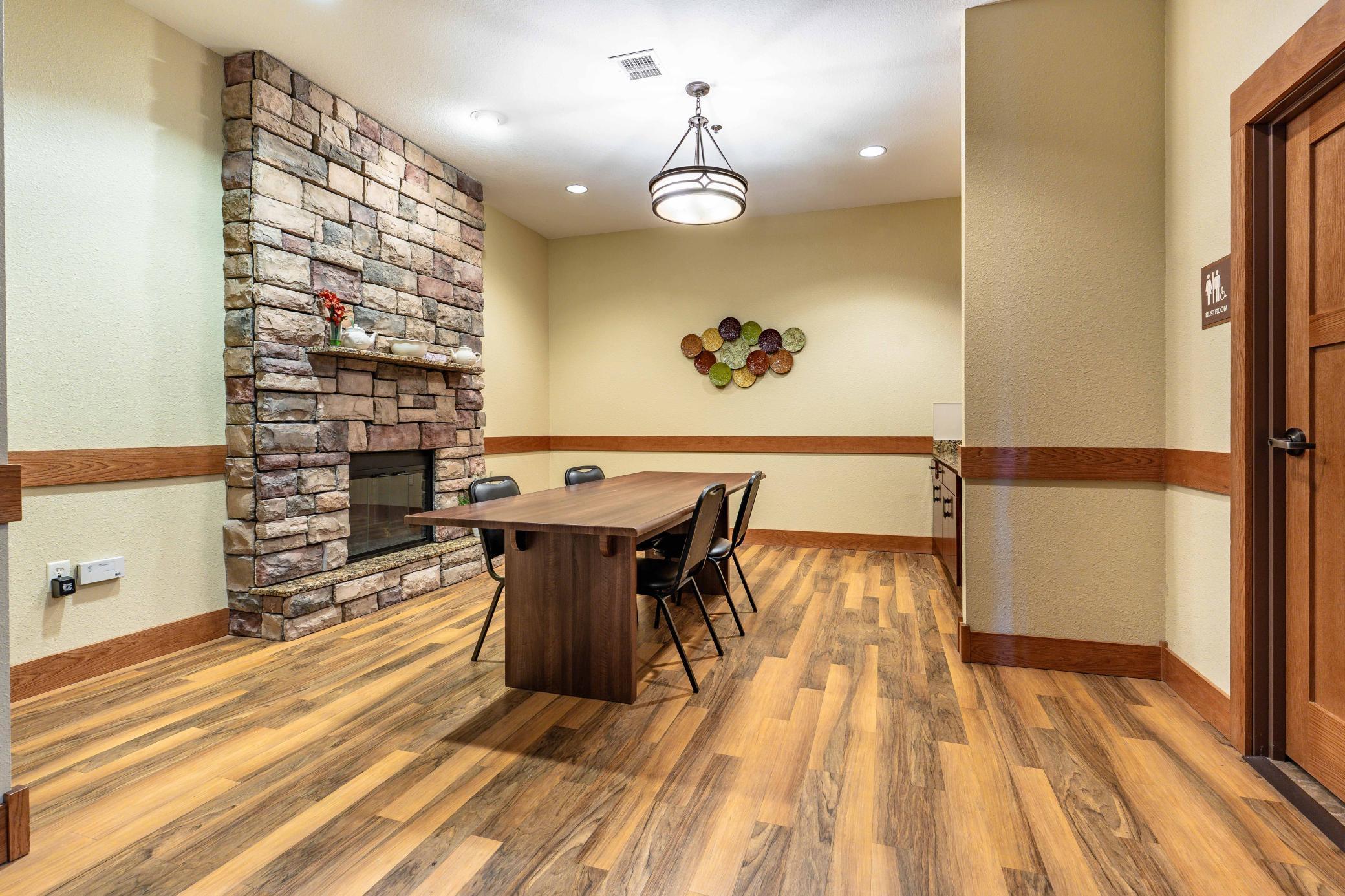 Commons - East Wing - Lower Level