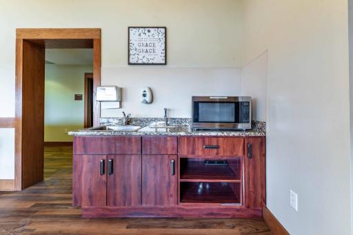 Breakfast counter