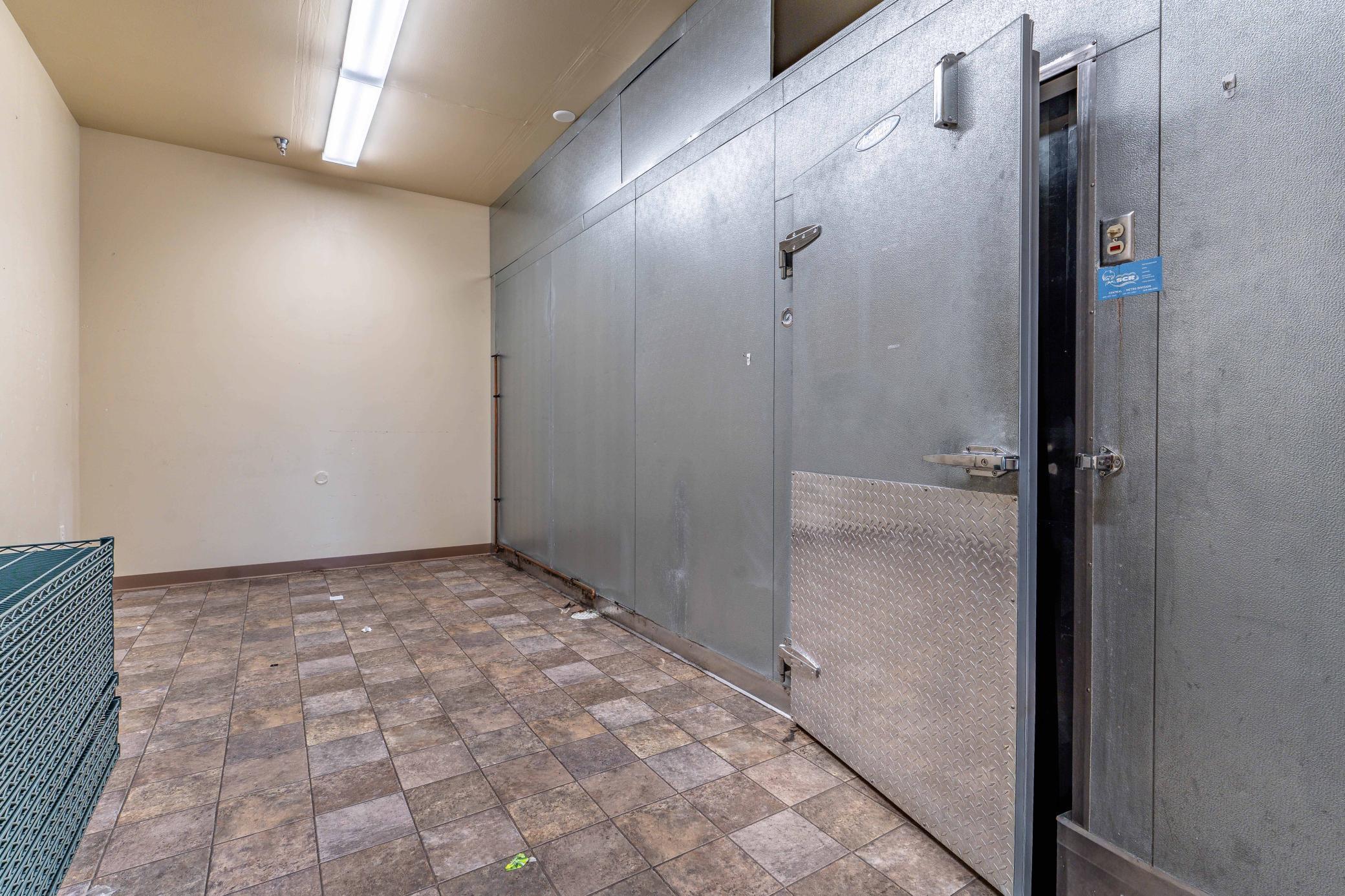 Walk-in Pantry, fridge, freezer