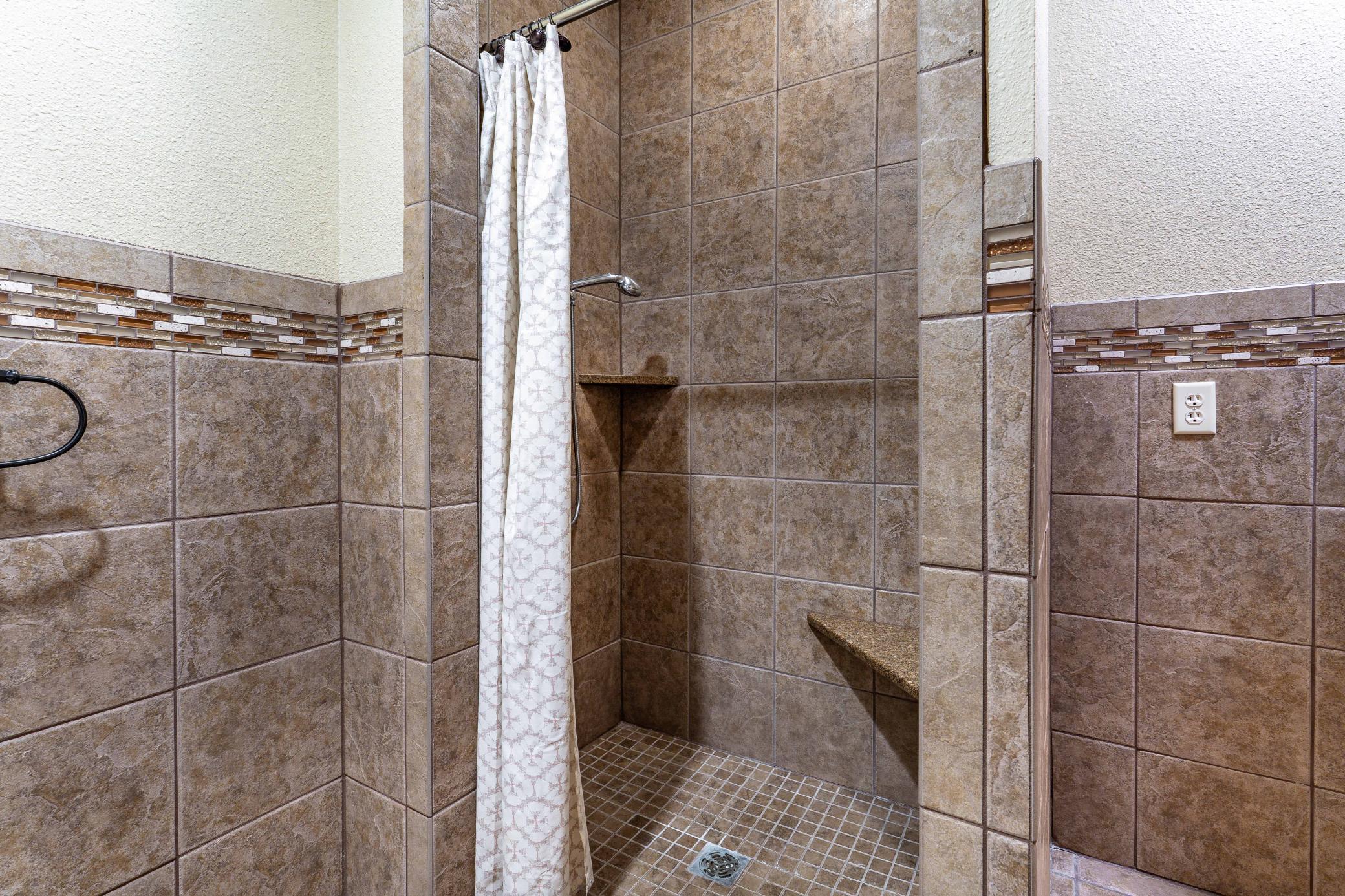 394 Woodland Dr FF-313.jpg