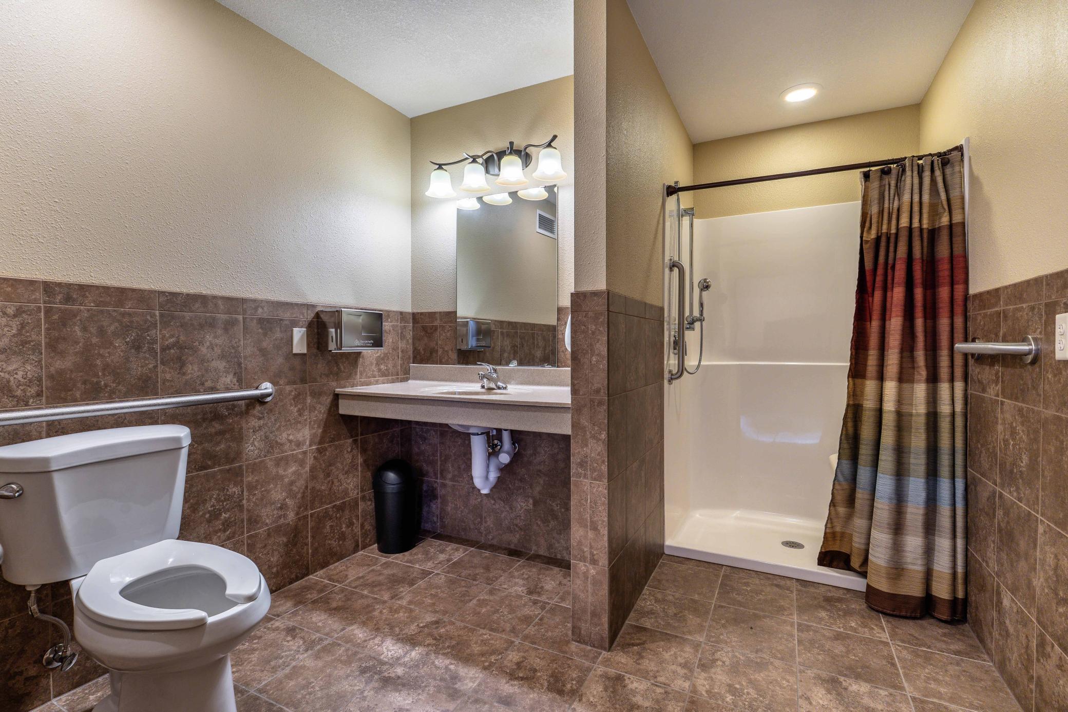 394 Woodland Dr FF-253.jpg