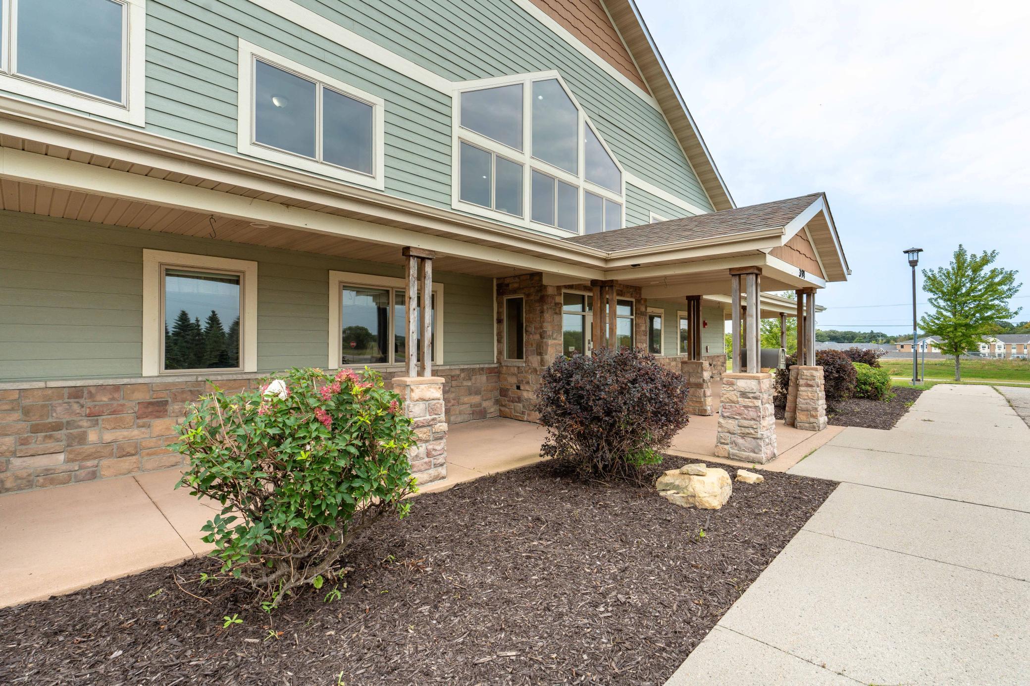 394 Woodland Dr FF-108.jpg