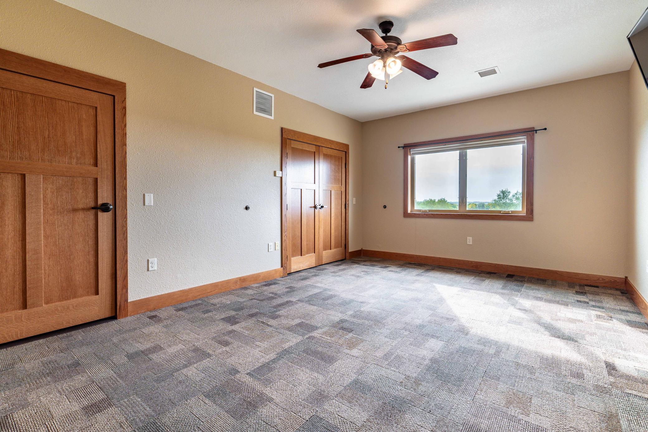 394 Woodland Dr FF-261.jpg