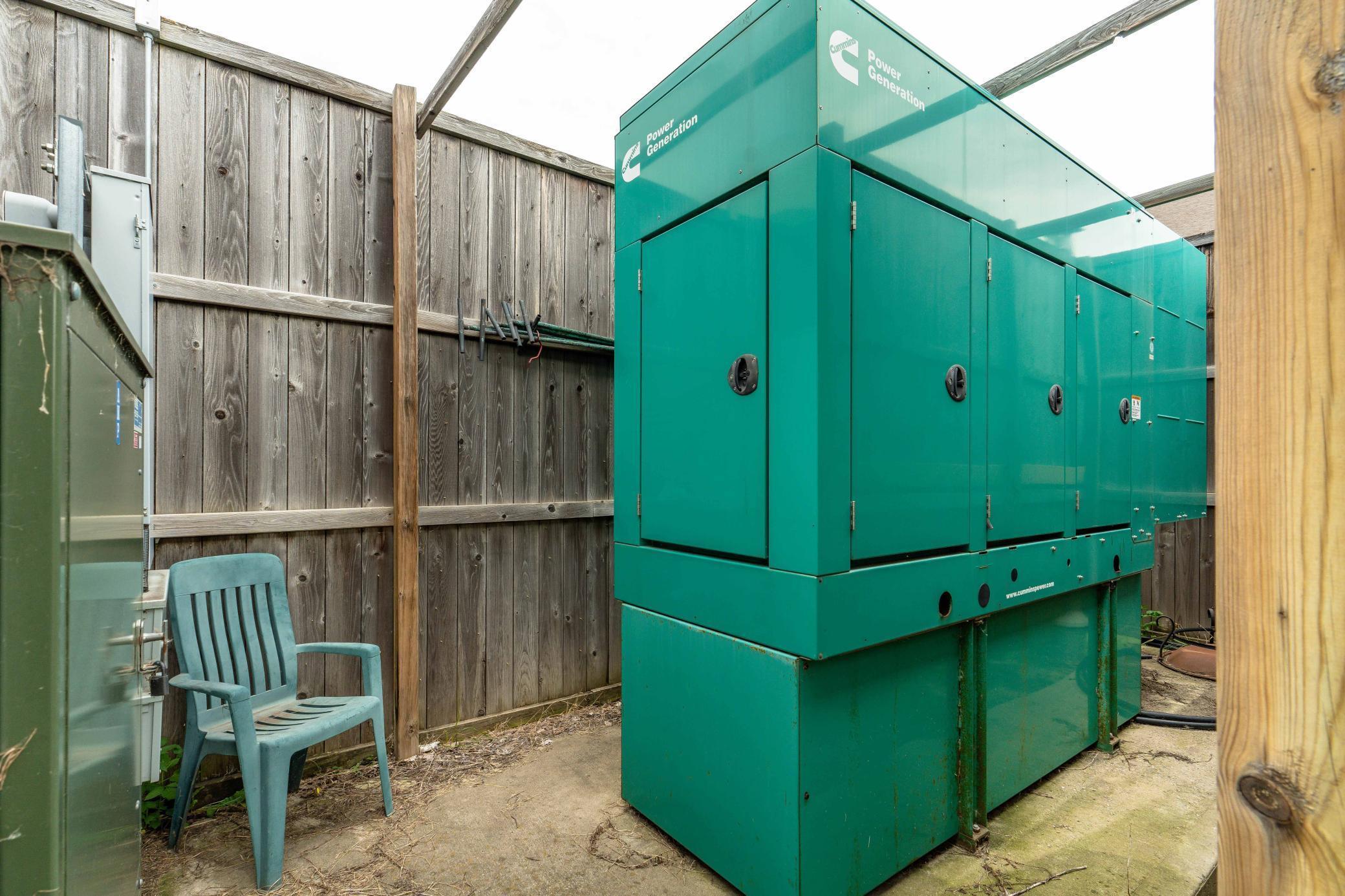 394 Woodland Dr FF-135.jpg