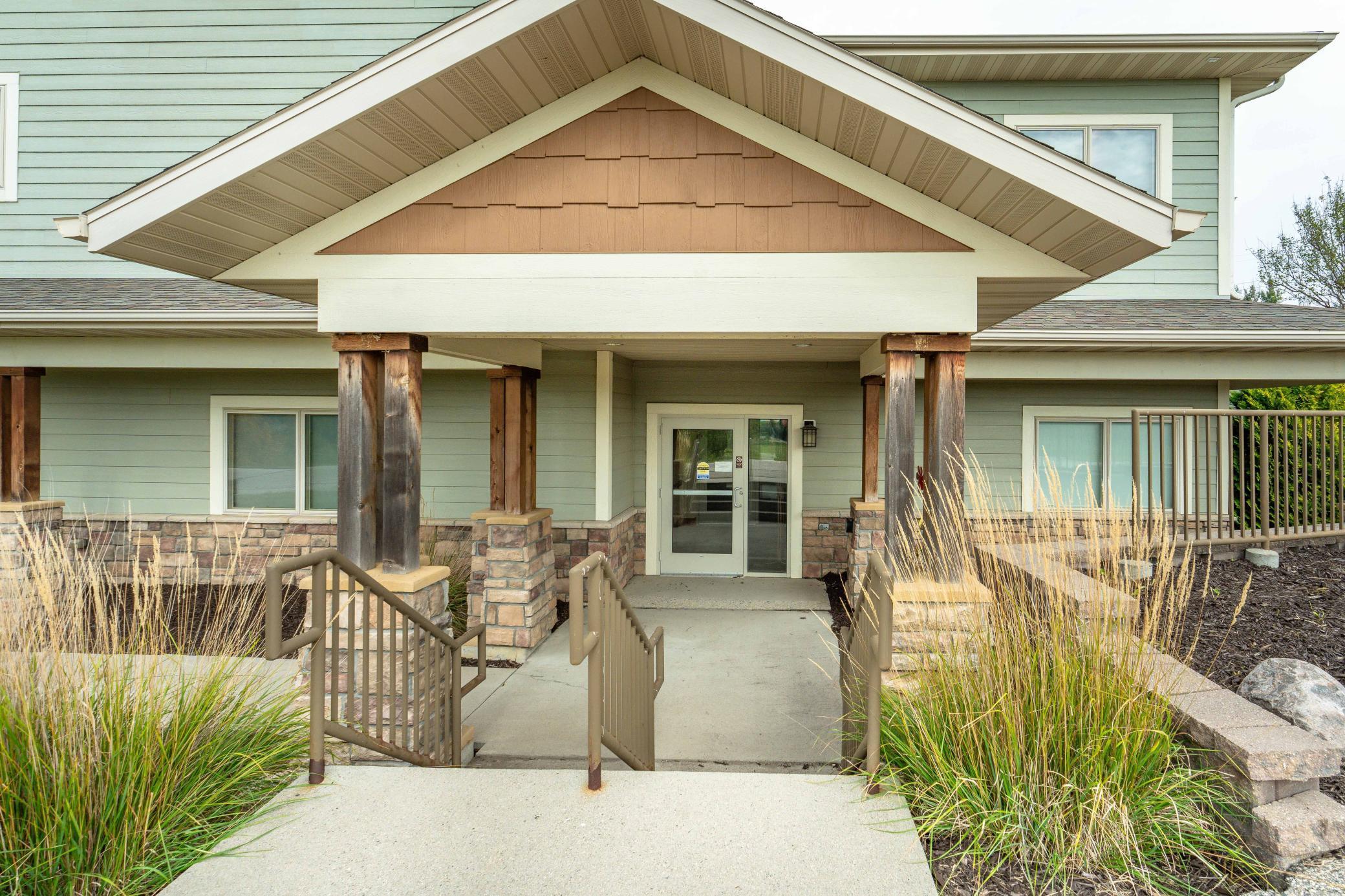 394 Woodland Dr FF-119.jpg