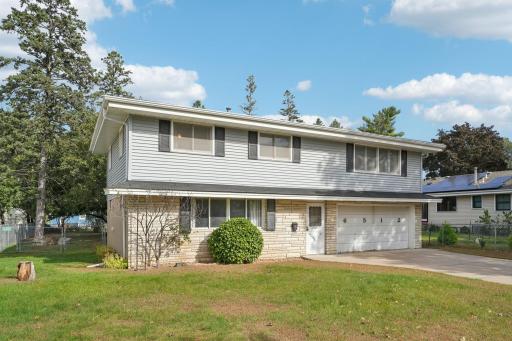 6512 45th Place N, Minneapolis, MN 55428