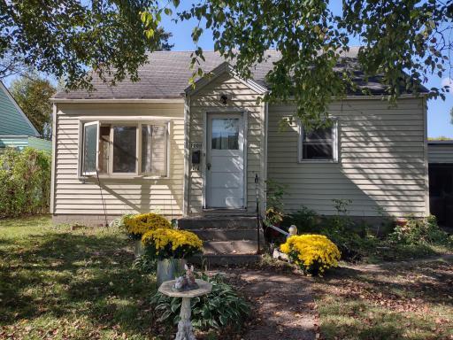 1208 S Sheridan Street, Fergus Falls, MN 56537