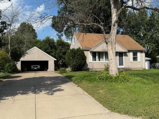 657 79th Avenue NE, Spring Lake Park, MN 55432