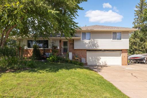 3600 W 102nd Street, Minneapolis, MN 55431