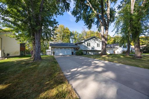 6761 Maple Drive, Rockford, MN 55373