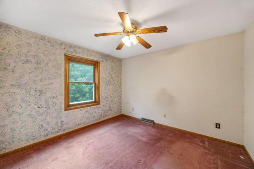 502 Marion Street SW, Isanti, MN 55040
