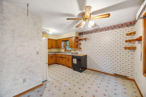 502 Marion Street SW, Isanti, MN 55040