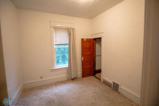 2S1A5020 2.jpg