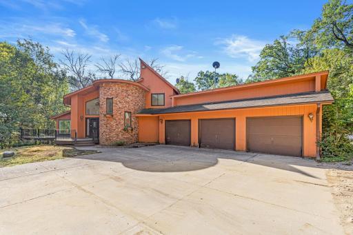 10620 Courthouse Boulevard, Inver Grove Heights, MN 55077