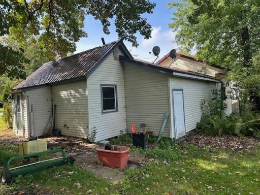 315 3rd Avenue SE, Clearbrook, MN 56634