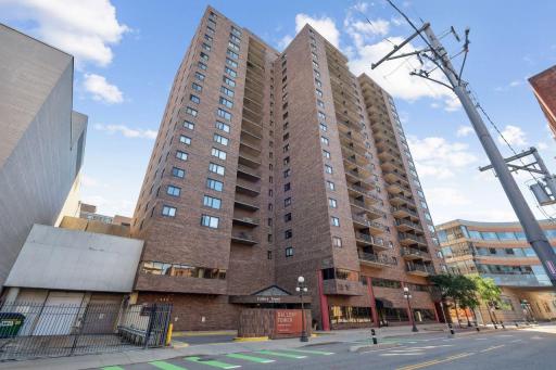 26 10th Street W, 1005, Saint Paul, MN 55102