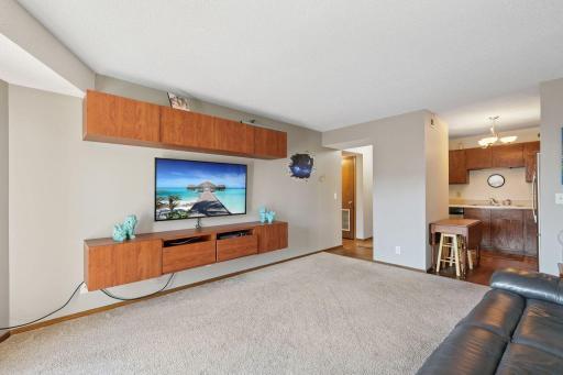 26 10th Street W, 1005, Saint Paul, MN 55102