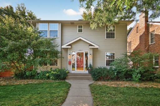 1046 Hoyt Avenue W, Saint Paul, MN 55117