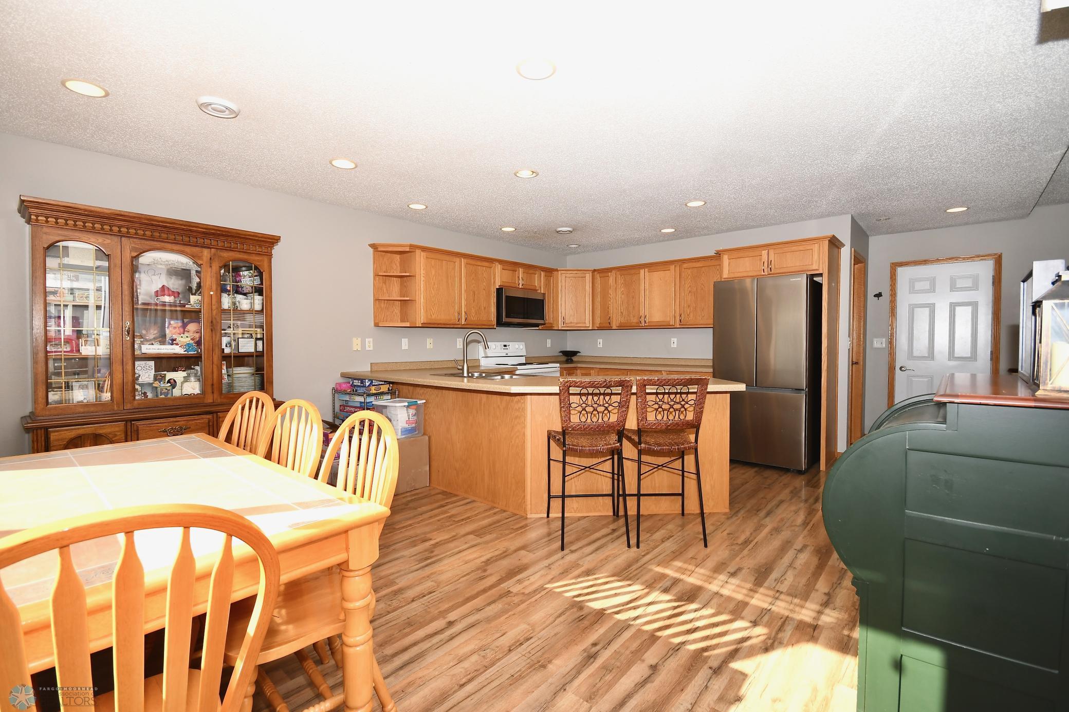 16. dinning room