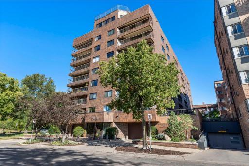 2885 Knox Avenue S, 605, Minneapolis, MN 55408