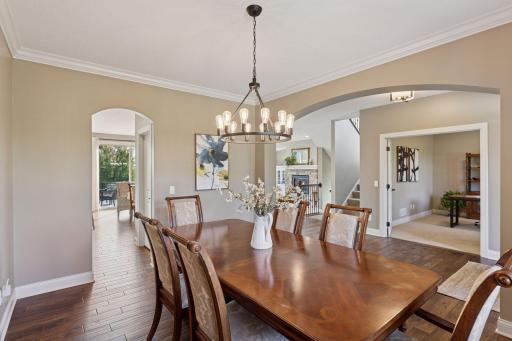 Efficient floor plan connects kitchen and dining room