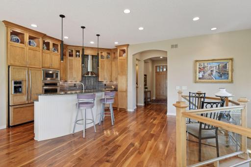 12 Riley Ridge, Chanhassen, MN 55317