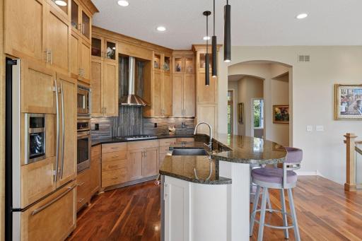 12 Riley Ridge, Chanhassen, MN 55317