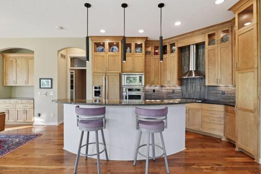 12 Riley Ridge, Chanhassen, MN 55317